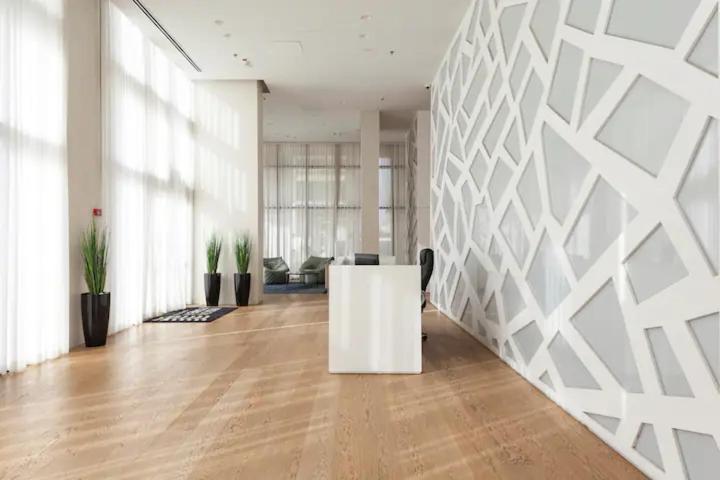 Oַ&O Group- Luxury Apt Tower Best Sea View Bat Yam Bagian luar foto