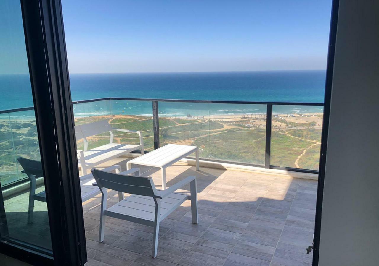 Oַ&O Group- Luxury Apt Tower Best Sea View Bat Yam Bagian luar foto