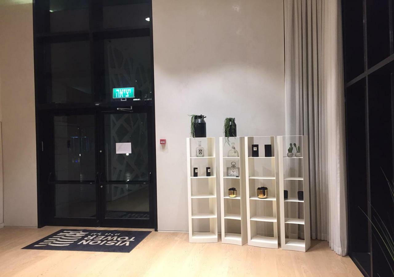 Oַ&O Group- Luxury Apt Tower Best Sea View Bat Yam Bagian luar foto
