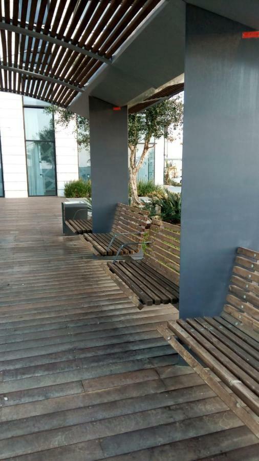 Oַ&O Group- Luxury Apt Tower Best Sea View Bat Yam Bagian luar foto