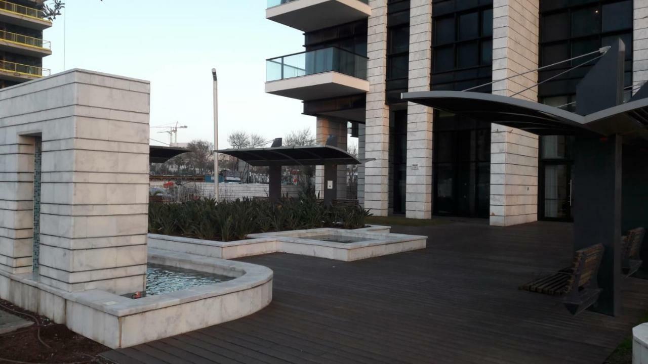 Oַ&O Group- Luxury Apt Tower Best Sea View Bat Yam Bagian luar foto